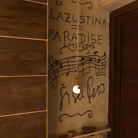 Lazustina Paradise *