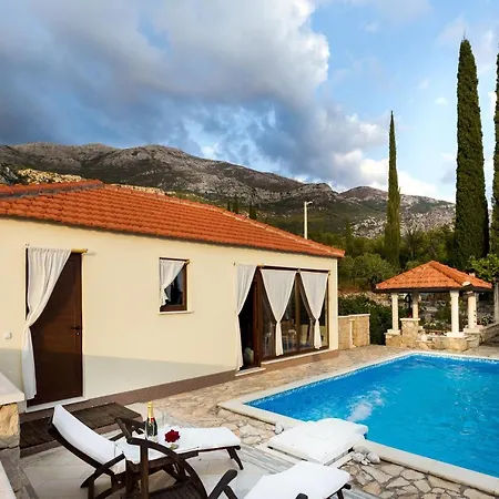 Holiday home Lazustina Paradise Mihanici