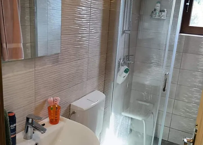 Vikendica Lazustina Paradise & The Mermaid Mihanici