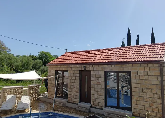 Vikendica Lazustina Paradise & The Mermaid